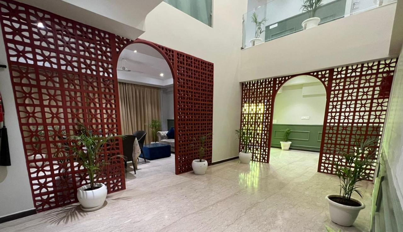 Phoenix - Unmatched Comfort Udaipur Extérieur photo